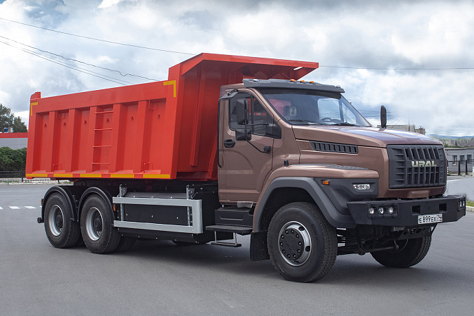 Дорожный автомобиль «Урал NEXT 6х4» на экологически чистом газовом топливе пройдет по дорогам России более 2700 км в рамках пробега «Газ в моторы-2019»